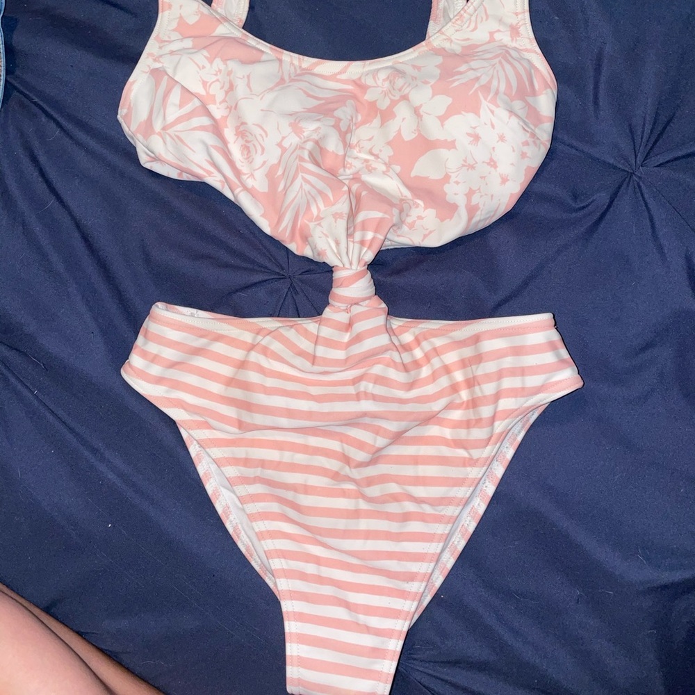 Abercrombie & Fitch one piece